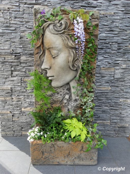 Relief "Jamila" z podstawą (odcień rdzy) - obrazek 3